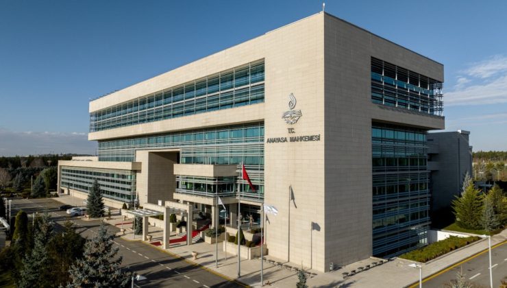 Anayasa Mahkemesi kararına uyan yok: Yerel mahkeme de reddetti