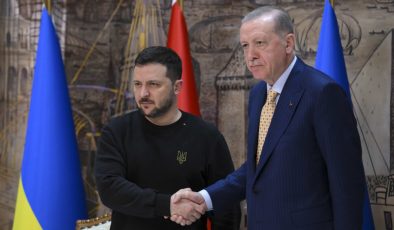 Cumhurbaşkanı Erdoğan, Zelenskiy ile ortak açıklama yaptı: Rusya’nın da Türkiye’nin duruşuna saygı duyacağına inanıyoruz