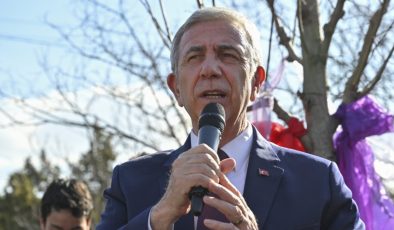 Mansur Yavaş: İlk defa fotoğrafım basıldı, onu da il başkanlığı ödüyor