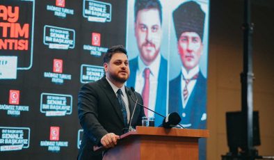 Hüseyin Baş: Hem inançlıyım, hem ultra Atatürkçüyüm, bu bazılarını rahatsız ediyor