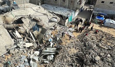 İsrail’den Gazze’deki Aksa Hastanesi’ne saldırı, Şifa’dan ‘çekilme’ açıklaması