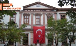 Lise öğrencilerine okutuldu: Solcular şeytan, sağcılar Allah topluluğu