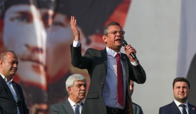 Özgür Özel’den Silivri’de MHP’li başkana: Bahçeli’siz, Erdoğan’sız kampanya yapıyor