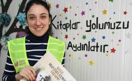 Sağlık çalışanı olarak gittiği Hatay’da 19 kütüphane açtı
