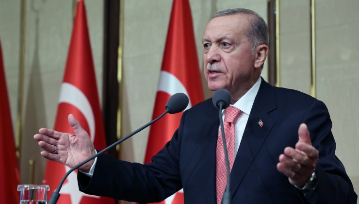 Erdoğan Beşiktaş’taki yangınla ilgili muhalefeti hedef aldı: Bunu kovalıyoruz