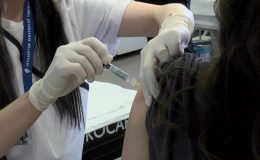 İBB’nin ücretsiz HPV aşısı uygulaması başladı: Nasıl başvurabilirsiniz?