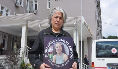 Polis lojmanında ölü bulunan kadının annesi: Sanık iftira atıyor