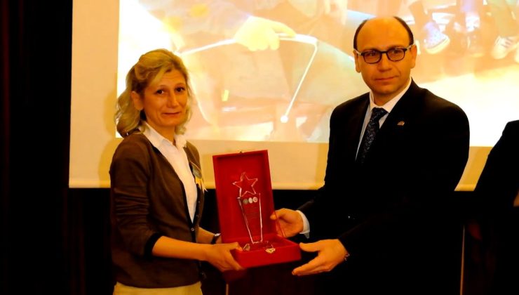 Sağlık sisteminin görünmeyen yüzü hemşireler görünmek istiyor