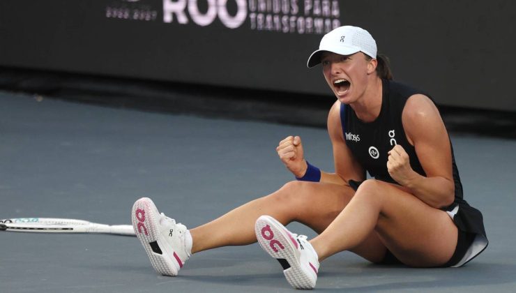 Roland Garros’ta Swiatek, üst üste 3. şampiyonluk için korta çıkacak