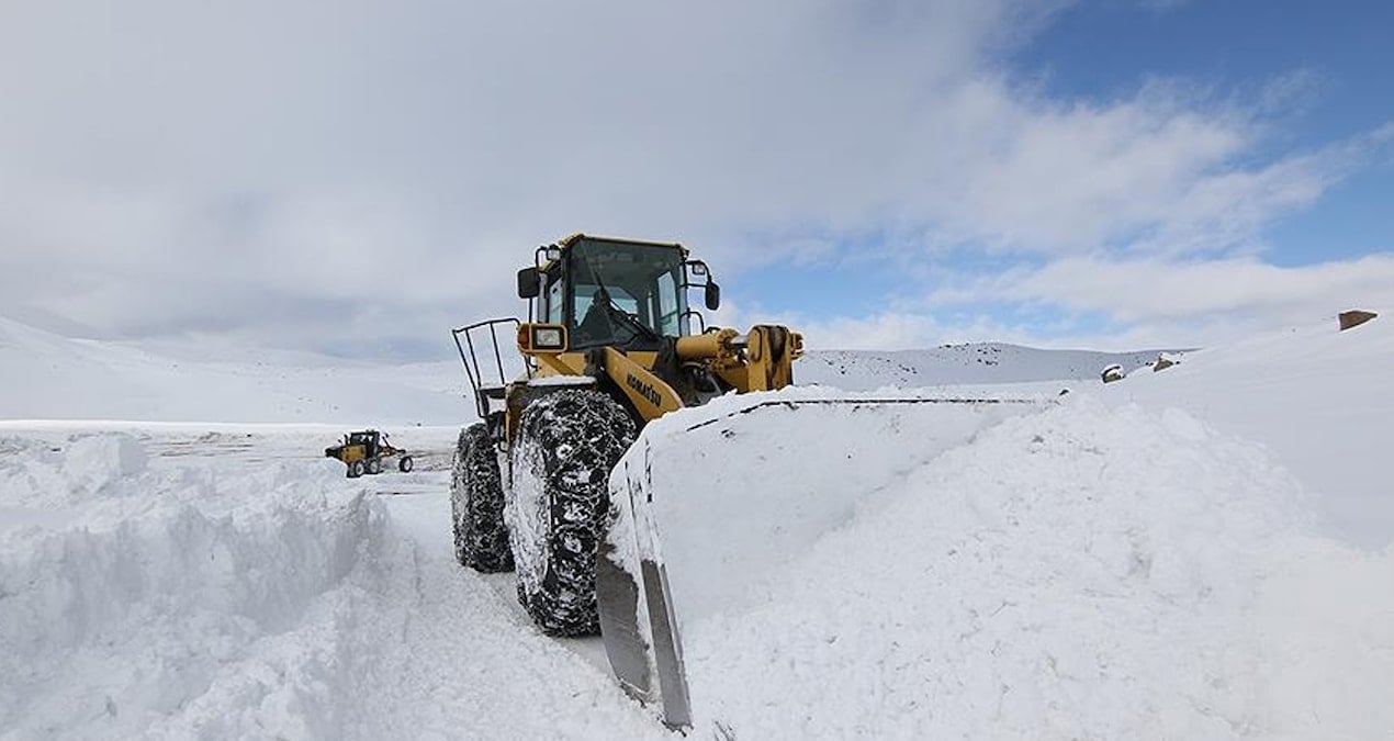 Kar tüm yurdu etkisi altına aldı: Kastamonu ve Amasya’da  758 köye ulaşım sağlanamıyor