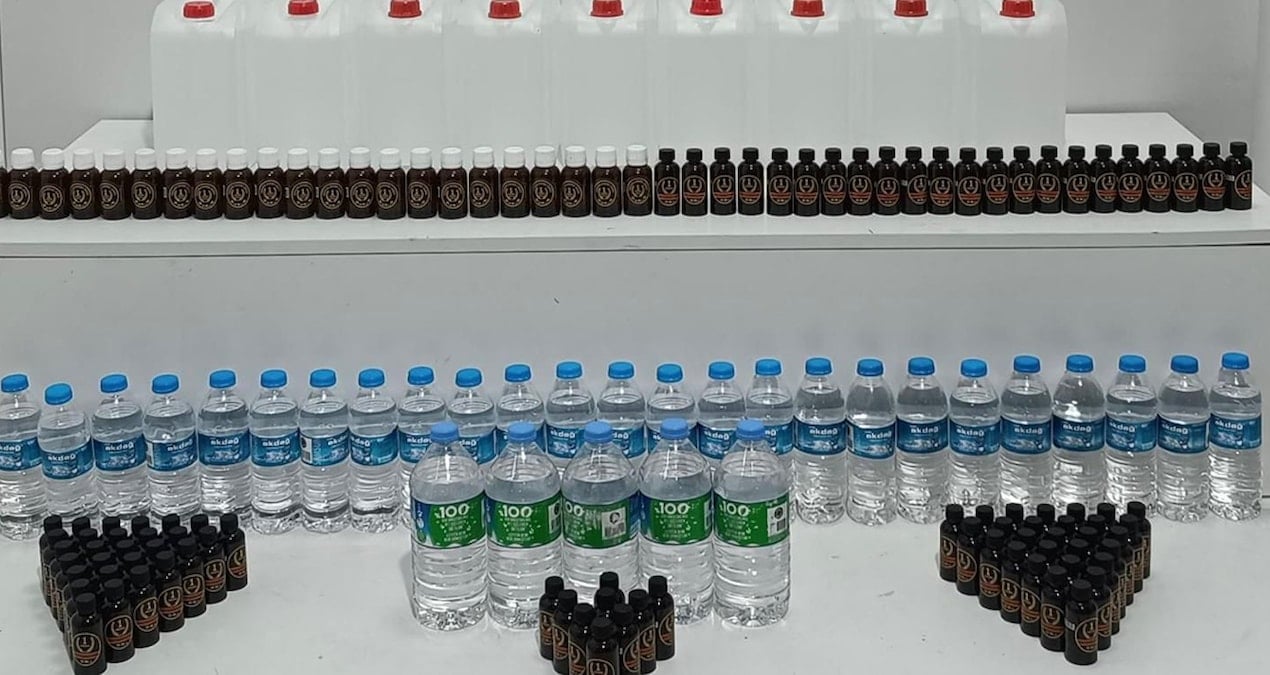 Samsun’da sahte içki operasyonu: Su şişelerinden sahte içki çıktı